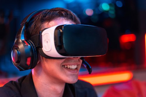 Diving Into the Digital: A Beginner's Guide to the Metaverse
